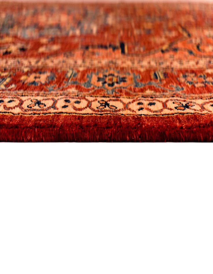 Detail image of  6' 6 x 8' 10 Sara Rug