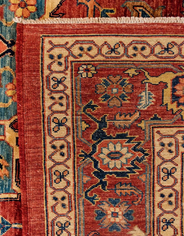 Detail image of  6' 6 x 8' 10 Sara Rug