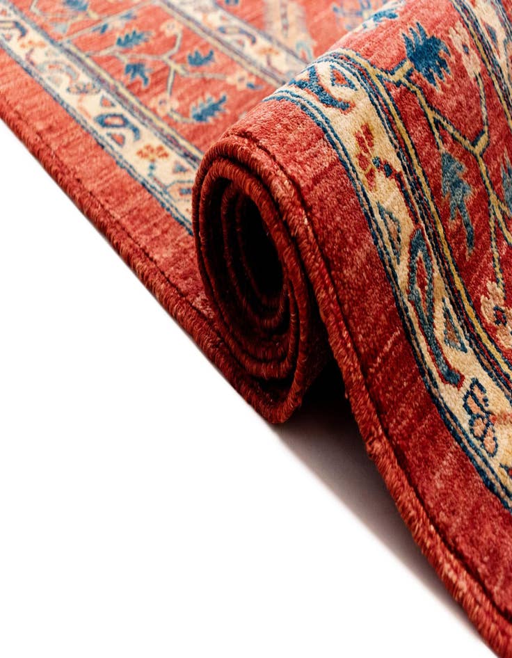 Detail image of  7' 1 x 8' 11 Sara Rug