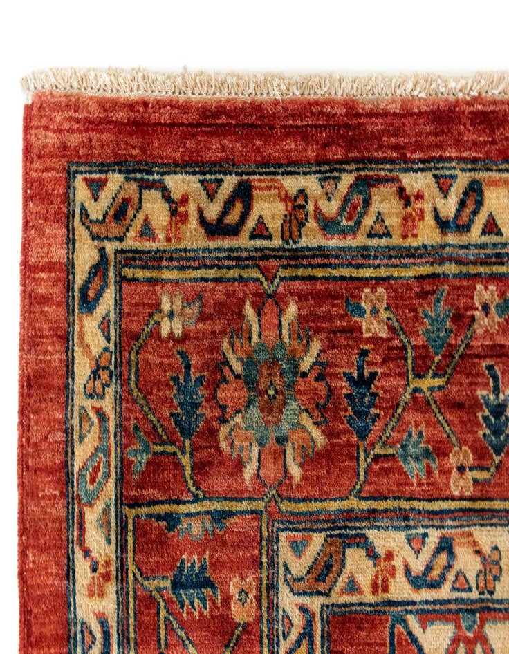 Detail image of  7' 1 x 8' 11 Sara Rug