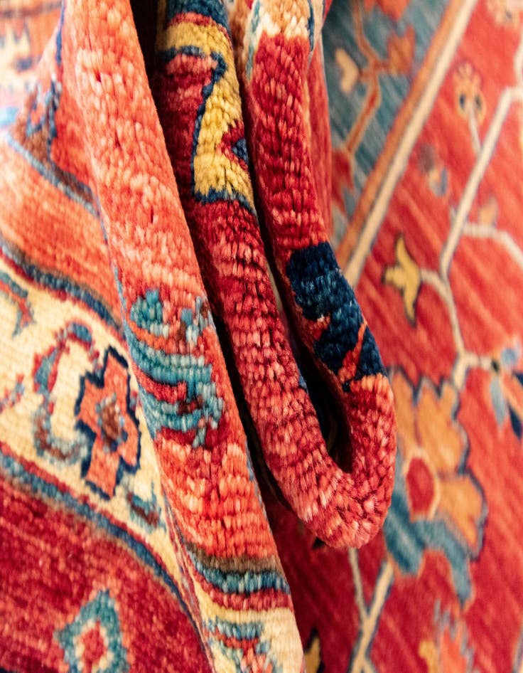 Detail image of 7' 2 x 10' Sara Wool Rug
