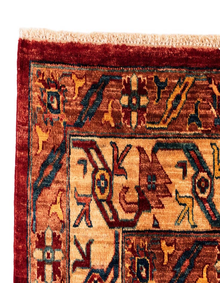 Detail image of  6' 4 x 8' 4 Sara Wool Rug