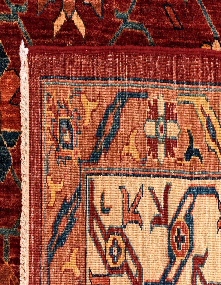 Detail image of  6' 4 x 8' 4 Sara Wool Rug