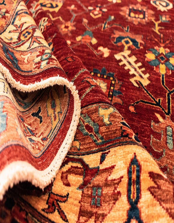 Detail image of  6' 4 x 8' 4 Sara Wool Rug