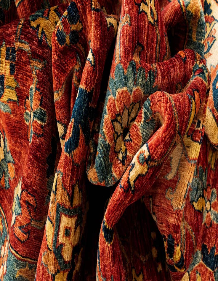 Detail image of  6' 1 x 8' 5 Sara Wool Rug