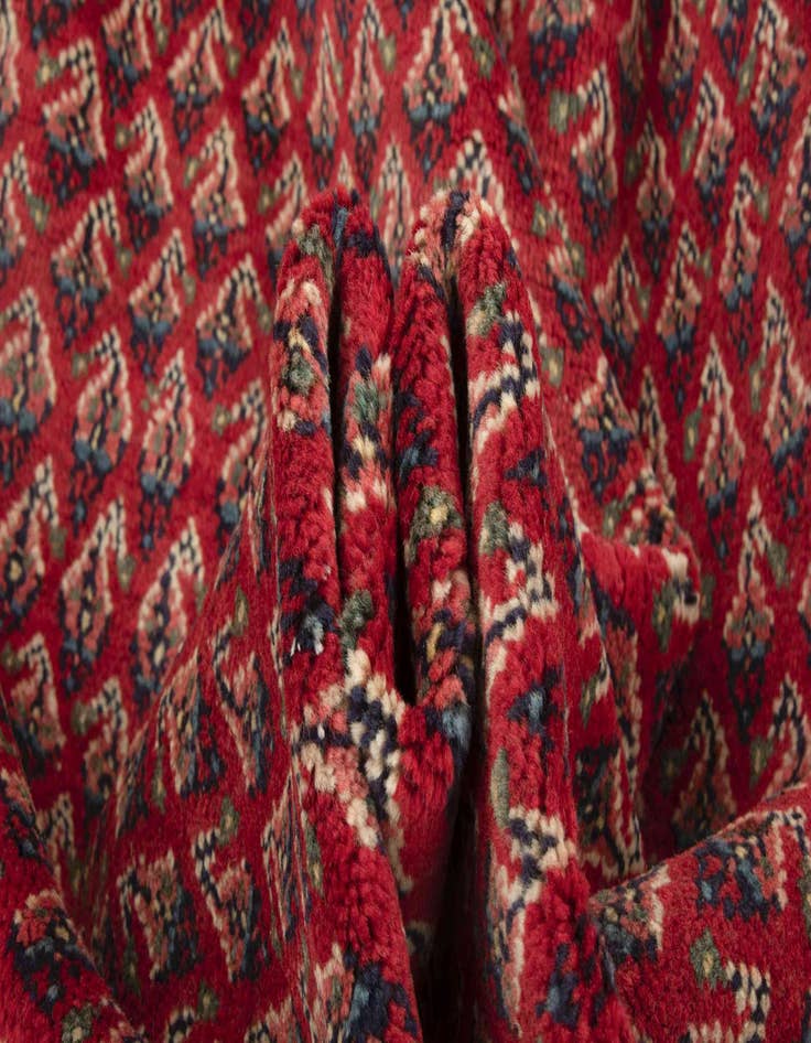 Detail image of  10' 9 x 14' 1  Hand Knotted Sarough Persian Wool Rug