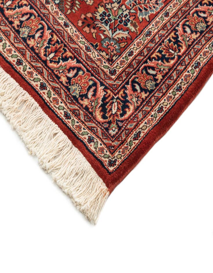 Detail image of  4' 3 x 6'  Hand Knotted Sarough Wool Rug