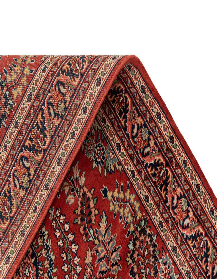 Detail image of  4' 3 x 6'  Hand Knotted Sarough Wool Rug