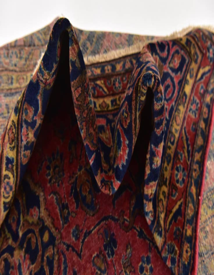 Detail image of  8' 9 x 11'  Hand Knotted Sarough Persian Wool Rug