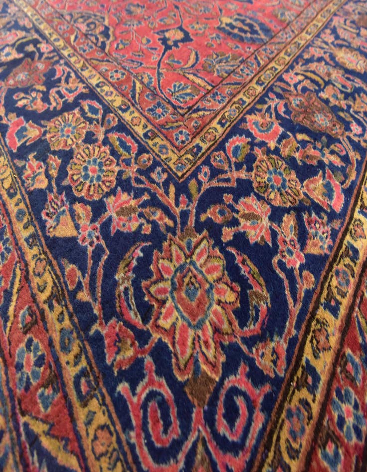 Detail image of  8' 9 x 11'  Hand Knotted Sarough Persian Wool Rug