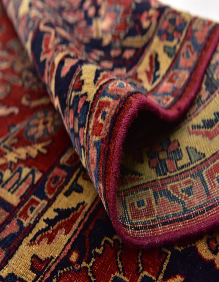 Detail image of  8' 6 x 11' 9  Hand Knotted Sarough Persian Wool Rug