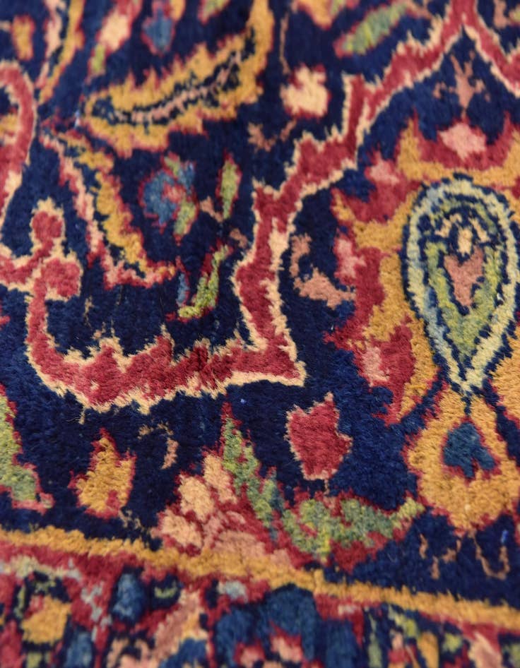 Detail image of  8' 8 x 12' 9  Hand Knotted Sarough Persian Wool Rug