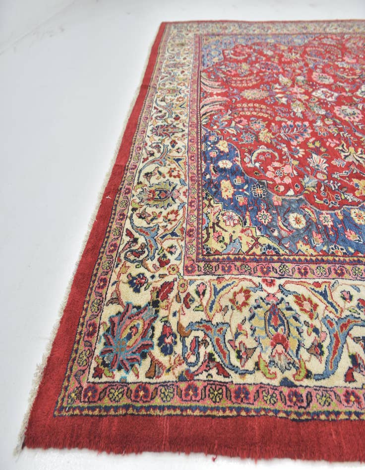 Detail image of  9' 8 x 12' 8  Hand Knotted Sarough Persian Wool Rug