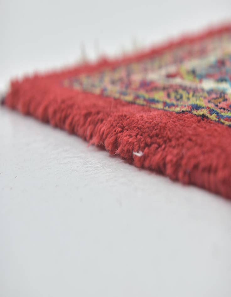 Detail image of  9' 8 x 12' 8  Hand Knotted Sarough Persian Wool Rug