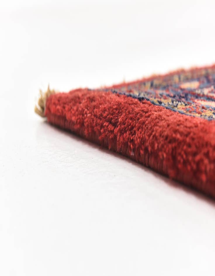 Detail image of  9' 9 x 13'  Hand Knotted Sarough Persian Wool Rug