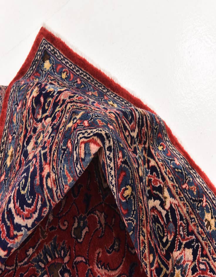 Detail image of  9' 10 x 13' 2  Hand Knotted Sarough Persian Wool Rug