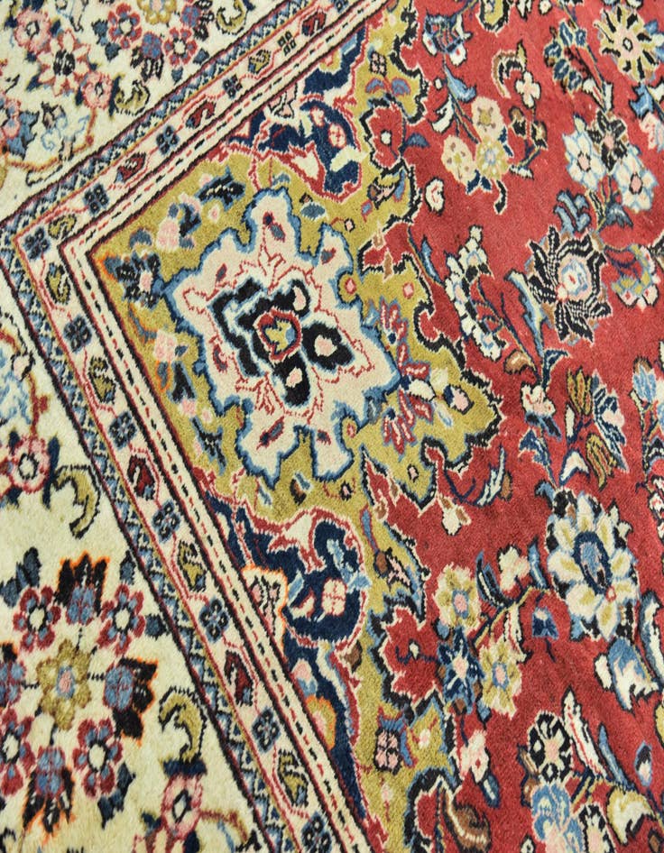 Detail image of  9' 9 x 13' 2  Hand Knotted Sarough Persian Wool Rug