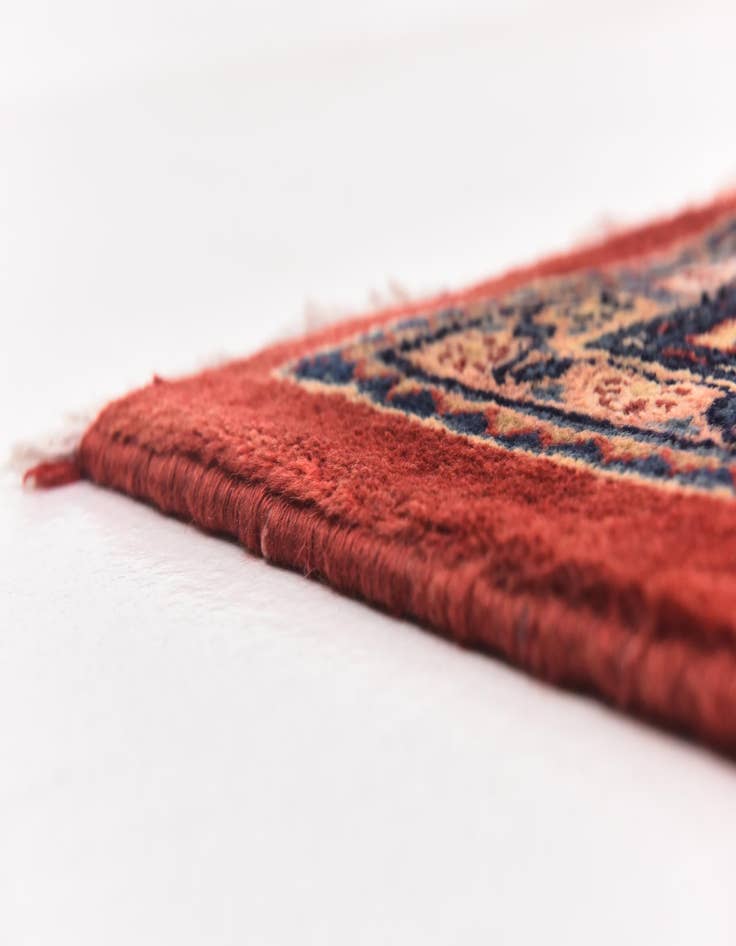 Detail image of  10' x 13' 5  Hand Knotted Sarough Persian Wool Rug