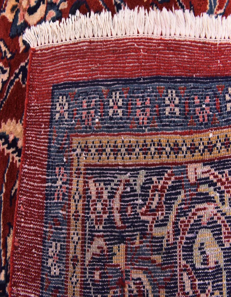Detail image of  9' 6 x 13'  Hand Knotted Sarough Persian Wool Rug