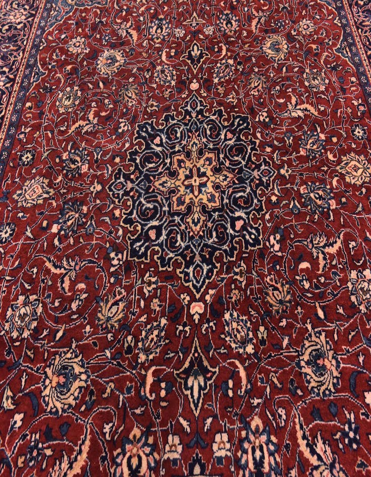 Detail image of  9' 6 x 13'  Hand Knotted Sarough Persian Wool Rug