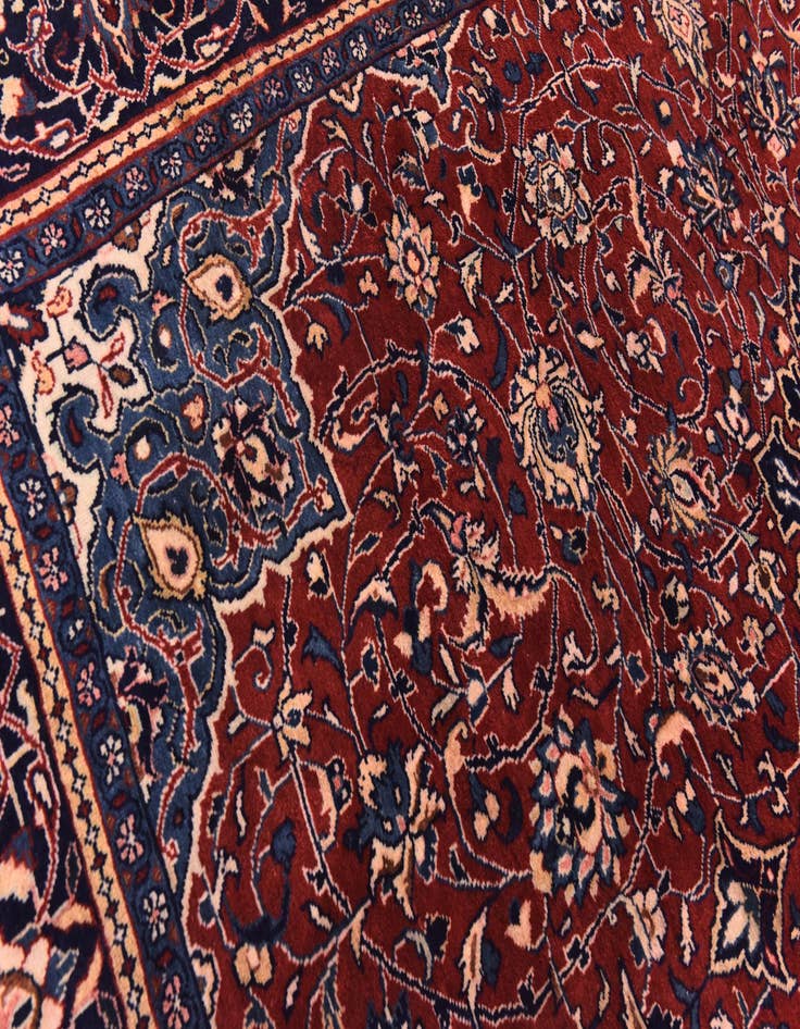 Detail image of  9' 6 x 13'  Hand Knotted Sarough Persian Wool Rug