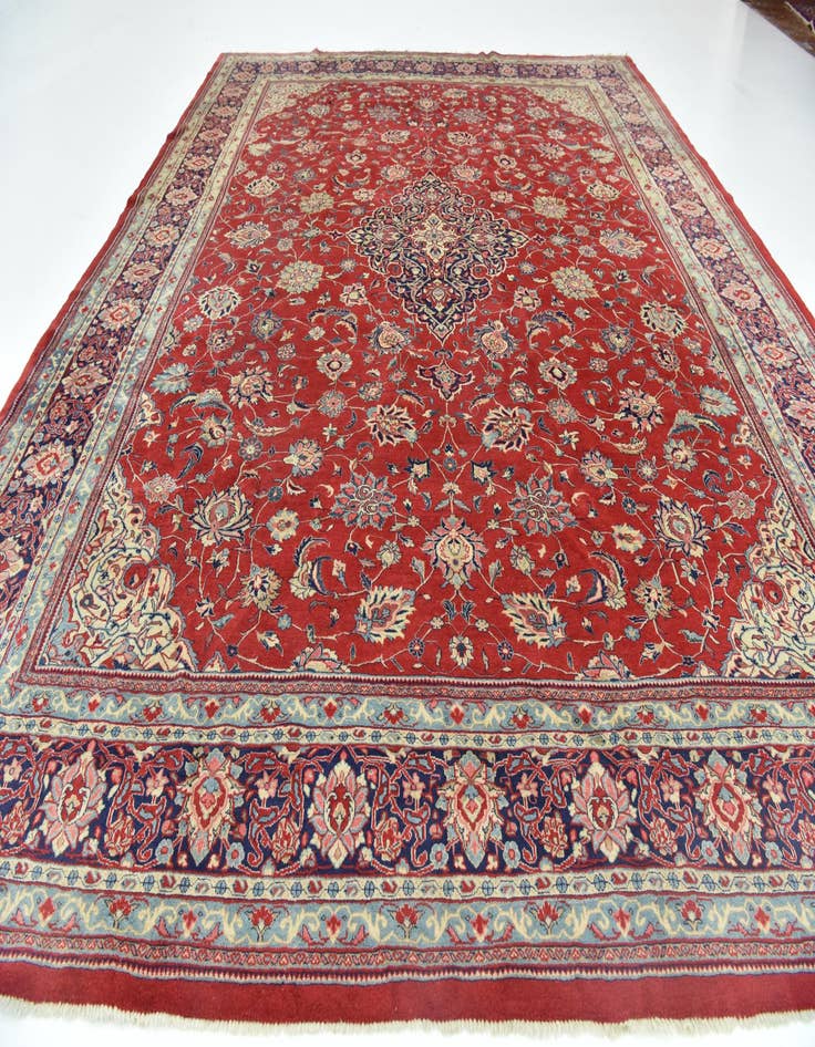 Detail image of  10' 4 x 12' 9  Hand Knotted Sarough Persian Wool Rug