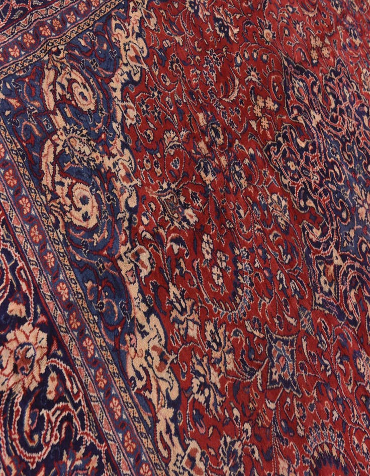 Detail image of  9' 10 x 12' 10  Hand Knotted Sarough Persian Wool Rug