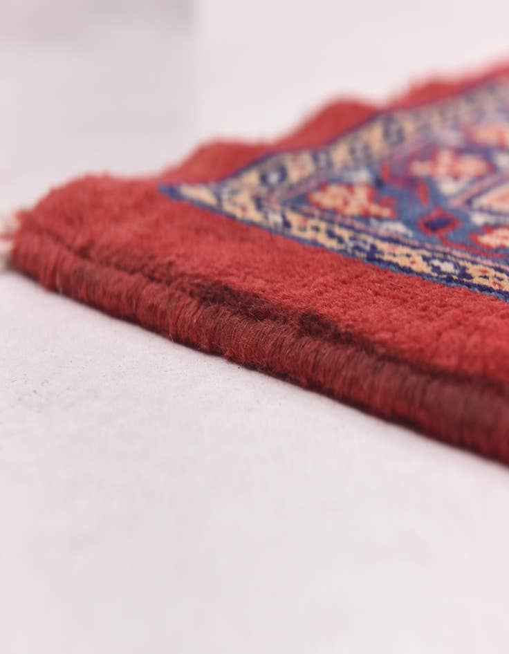 Detail image of  9' 10 x 12' 10  Hand Knotted Sarough Persian Wool Rug