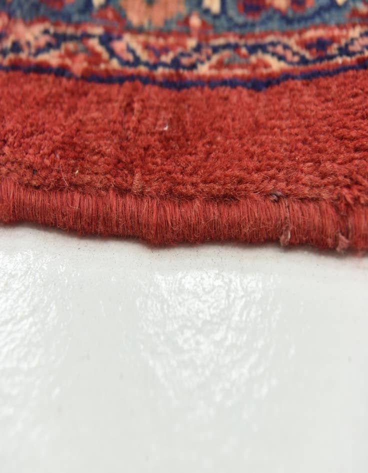 Detail image of  9' 10 x 13'  Hand Knotted Sarough Persian Wool Rug