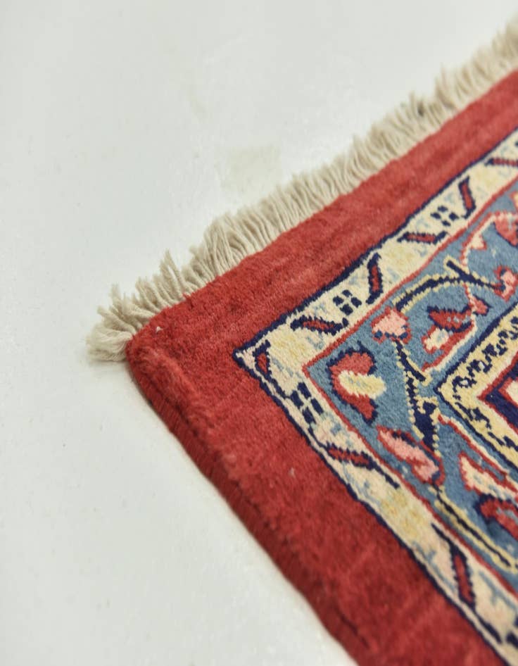 Detail image of  9' 10 x 13'  Hand Knotted Sarough Persian Wool Rug