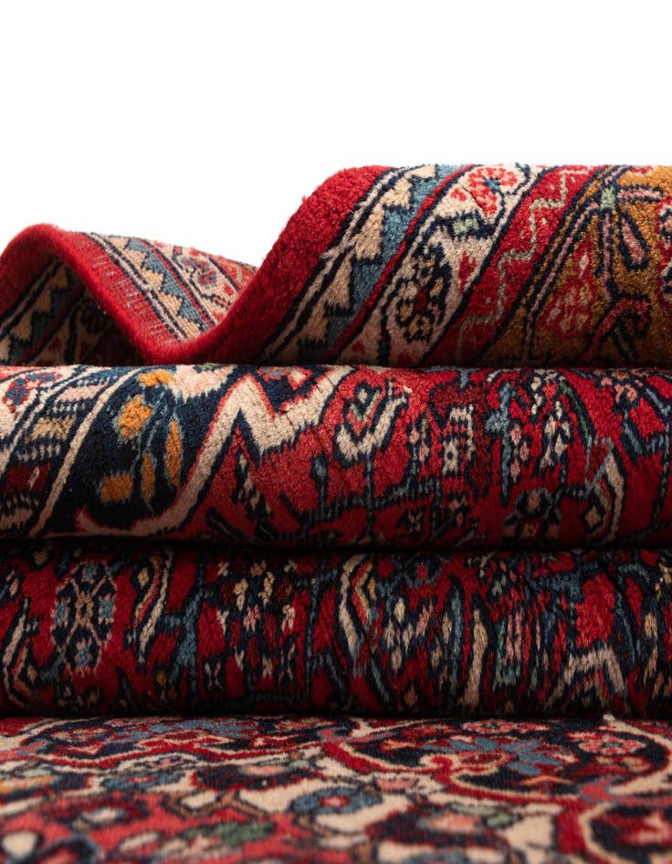 Detail image of  7' x 10' 8 Sarouk Wool Rug