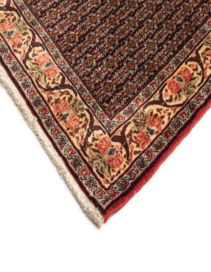 Detail image of  6' 10 x 9' 2 Senneh Wool Rug