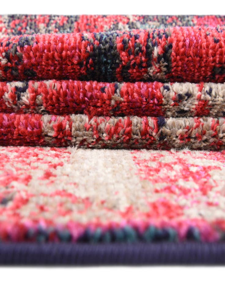 Detail image of  2' 2 x 3'  Washable Sevilla Rug