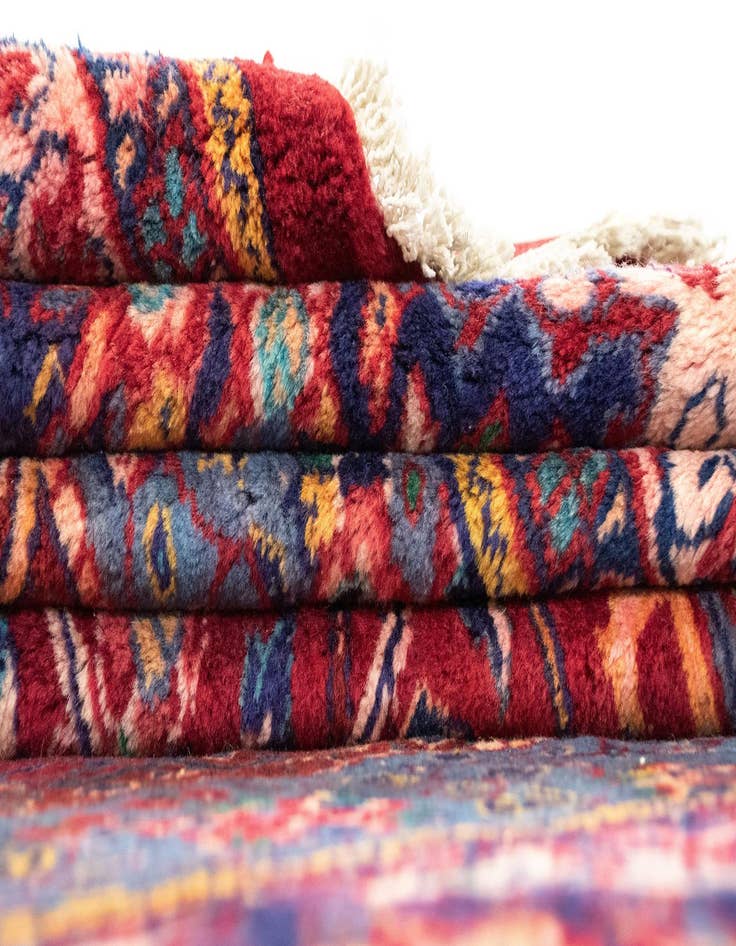 Detail image of 9' 7 x 13' 5 Hand Knotted Shaban Persian Wool Rug