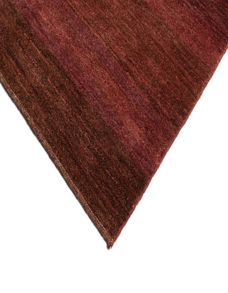 Detail image of  5' x 6' 6 Shayan Wool Rug