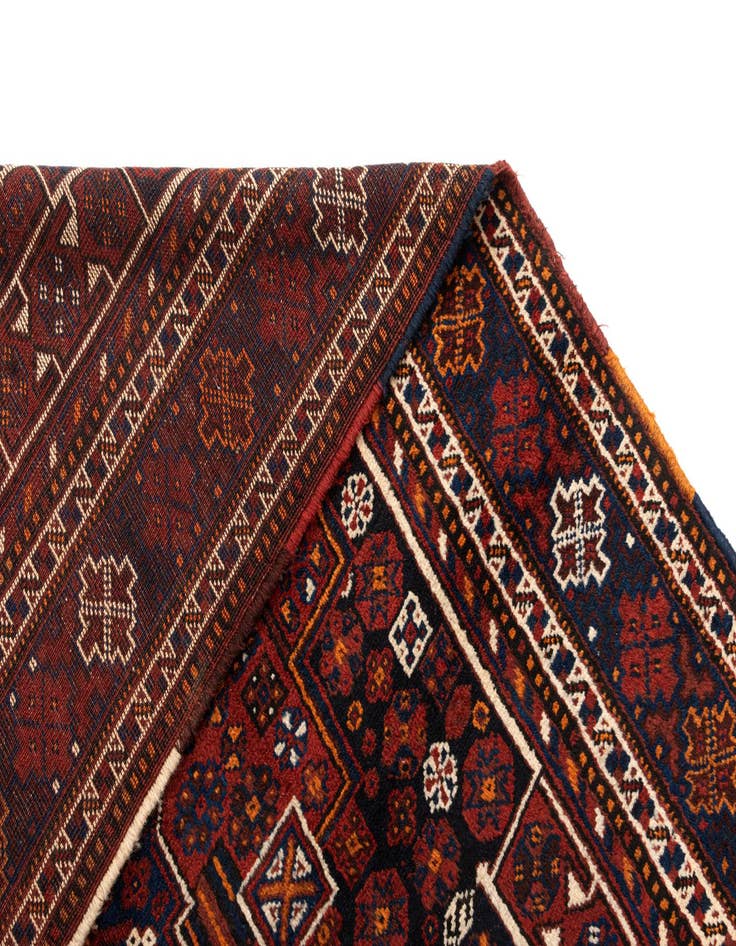 Detail image of  5' 3 x 7' Shiraz Wool Rug