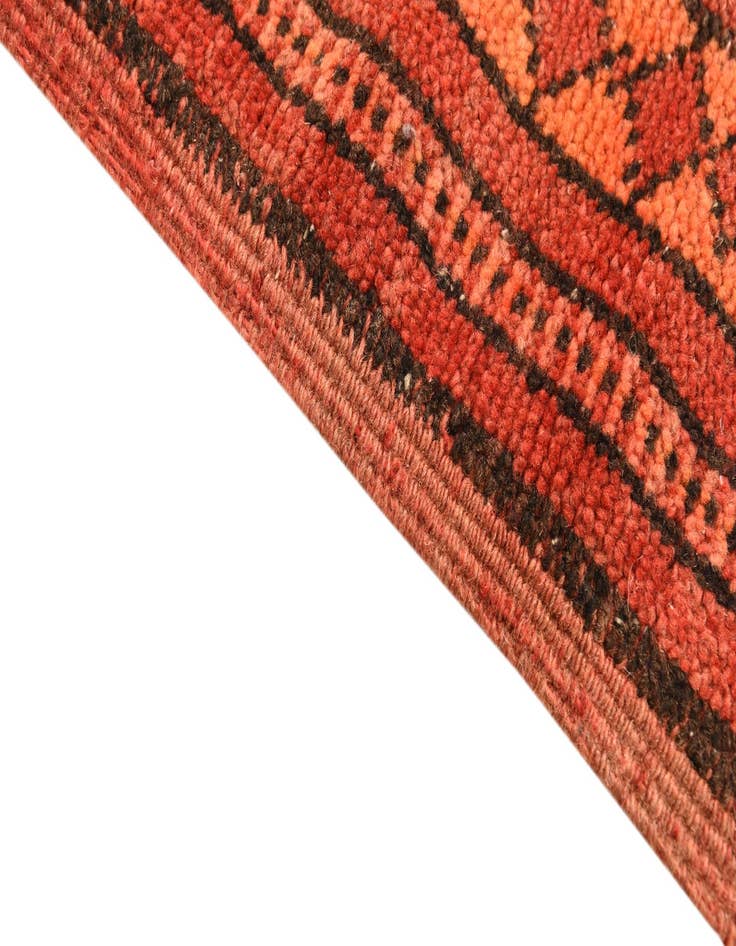 Detail image of 3' 3 x 4' 9 Hand Knotted Shiraz Persian Wool Rug