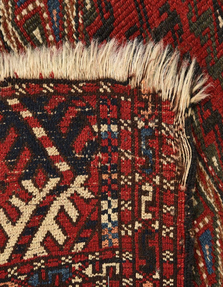 Detail image of 3' 2 x 3' 10 Hand Knotted Shirvan Persian Wool Rug