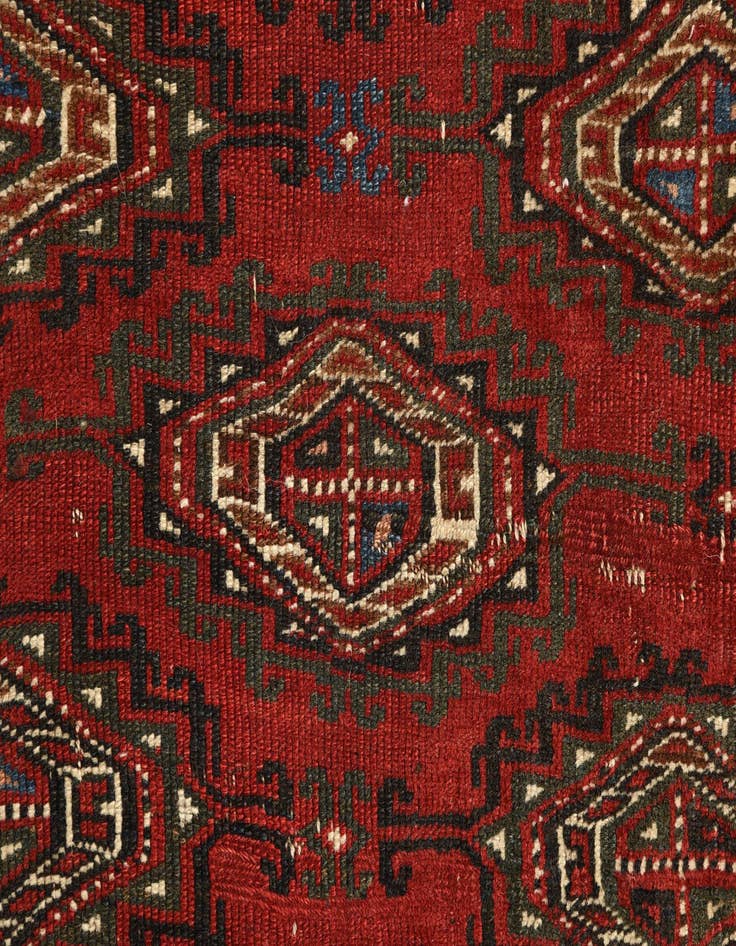 Detail image of 3' 2 x 3' 10 Hand Knotted Shirvan Persian Wool Rug