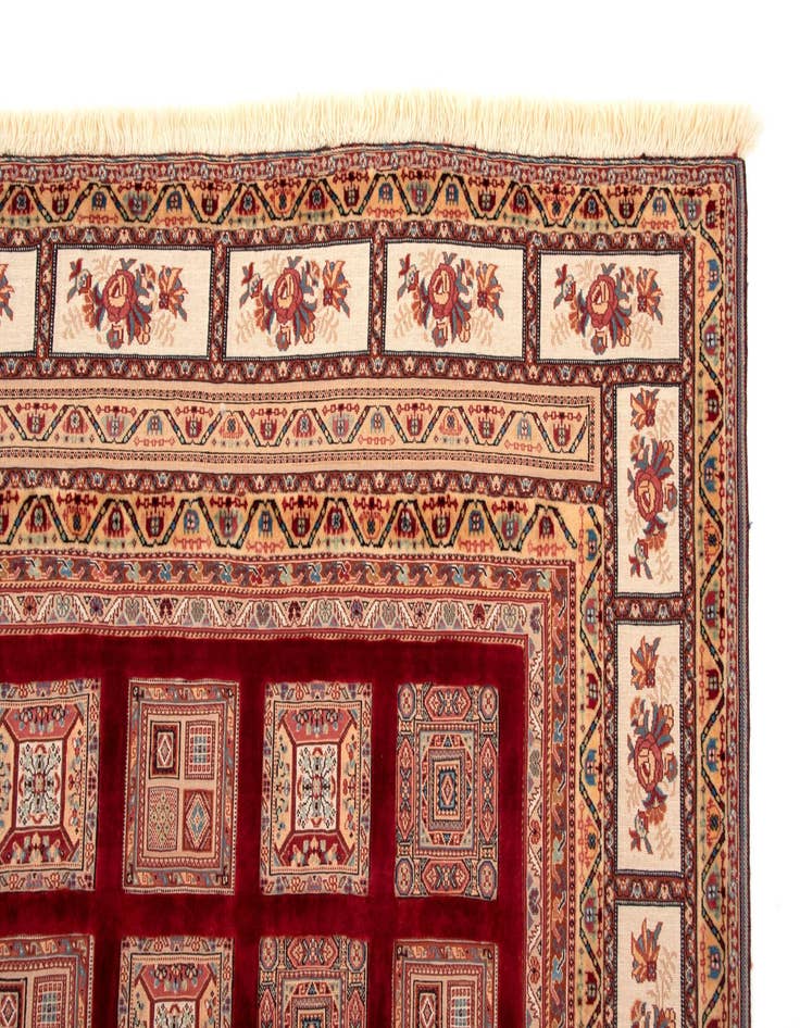 Detail image of  7' 8 x 11' 4  Hand Knotted Sumak Kilim Persian Rug