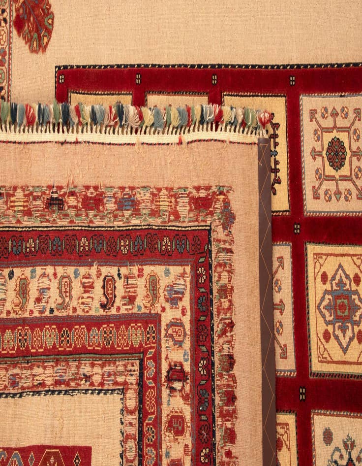 Detail image of  6' 7 x 9' 7 Sumak Kilim Rug
