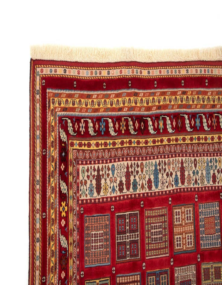 Detail image of  6' 10 x 9' 11 Sumak Kilim Rug