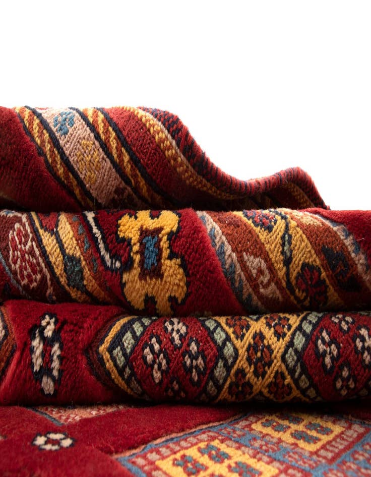 Detail image of  6' 10 x 9' 11 Sumak Kilim Rug