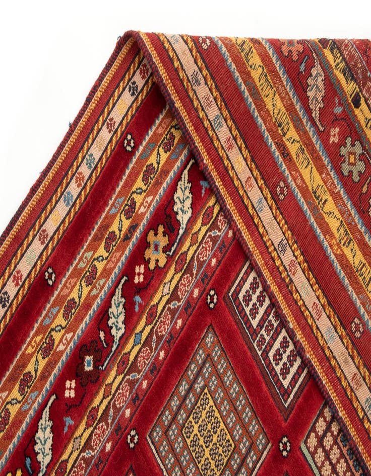 Detail image of  6' 10 x 9' 11 Sumak Kilim Rug