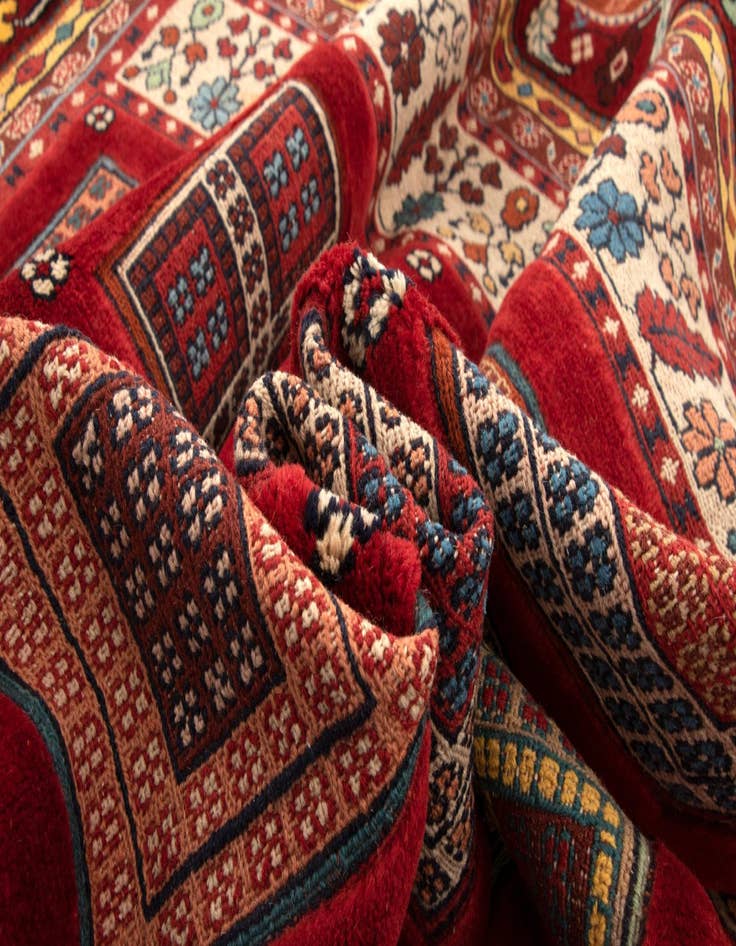 Detail image of  6' 10 x 9' 11 Sumak Kilim Rug