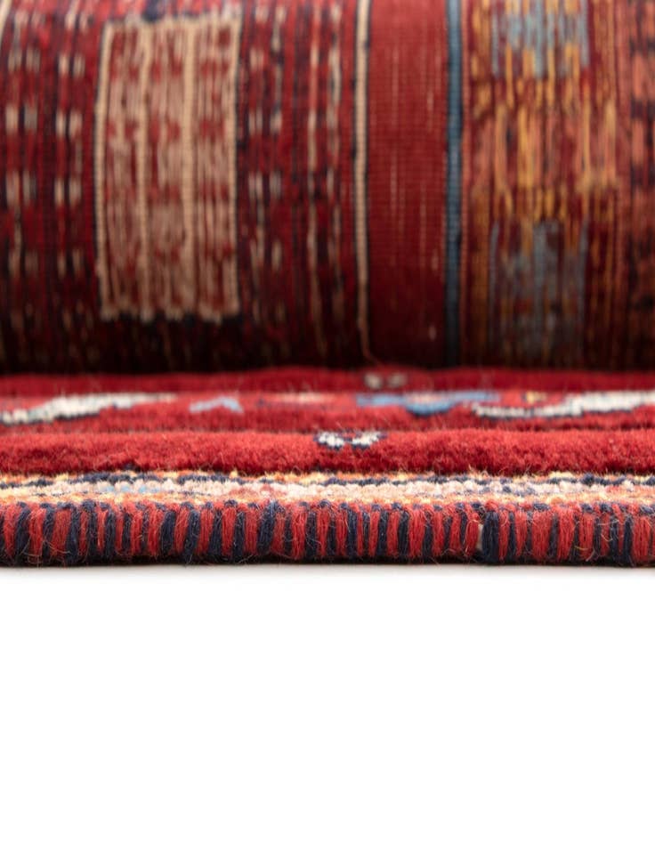 Detail image of  6' 10 x 9' 11 Sumak Kilim Rug