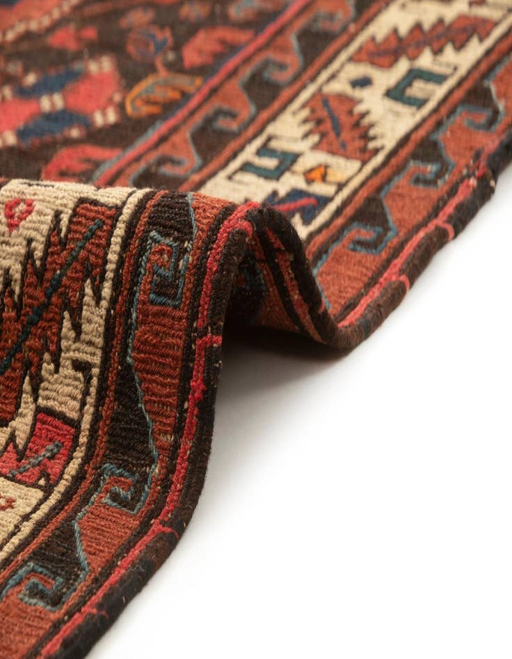 Detail image of  4' 7 x 9' 7 Sumak Rug