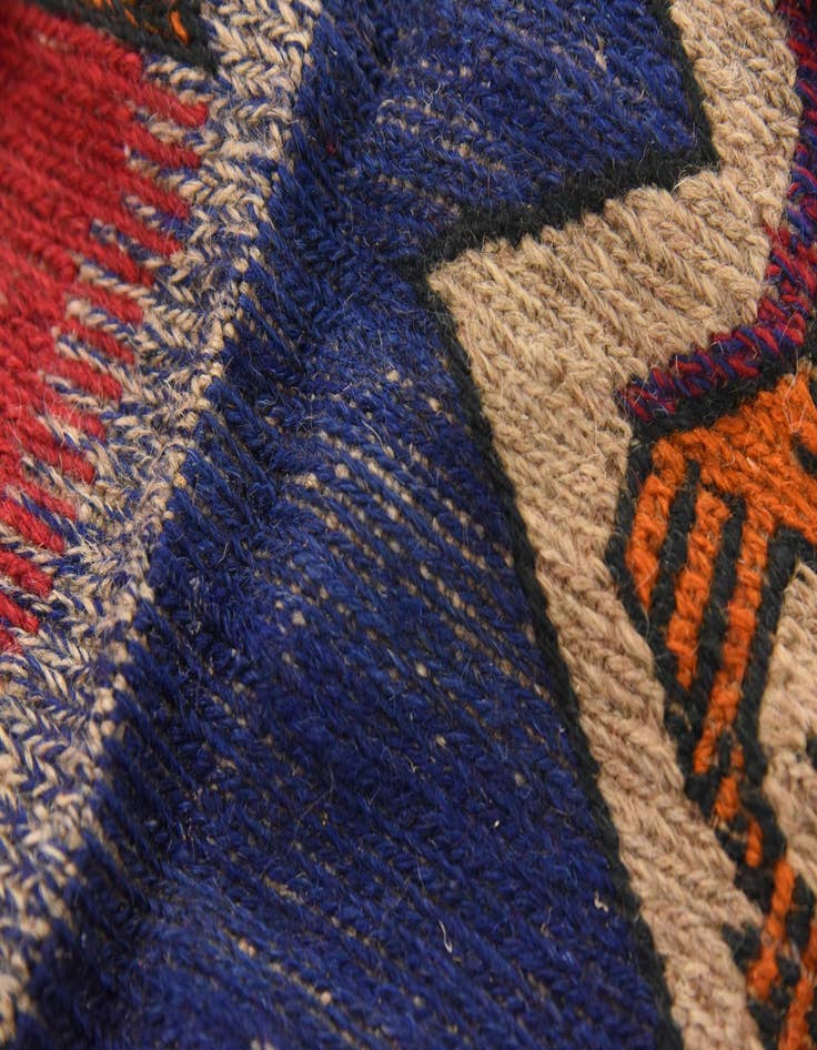 Detail image of  6' 5 x 9' 5  Hand Woven Sumak Wool Rug