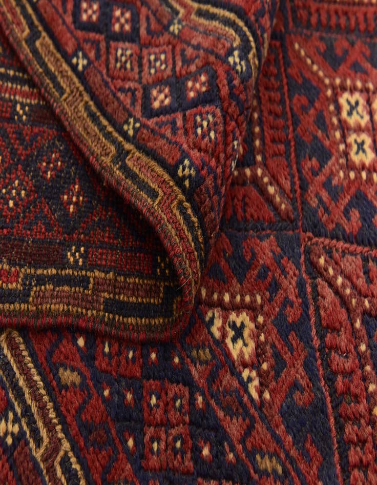 Detail image of  4' 9 x 6' 5  Hand Knotted Sumak Wool Rug