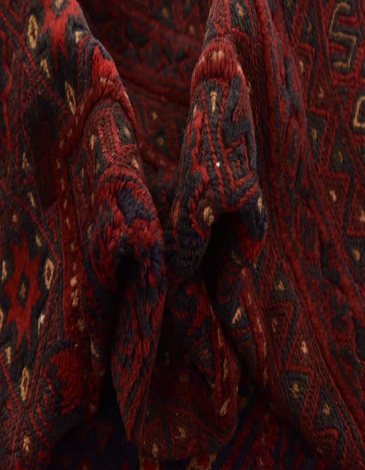 Detail image of  4' 10 x 6' 4  Hand Knotted Sumak Wool Rug